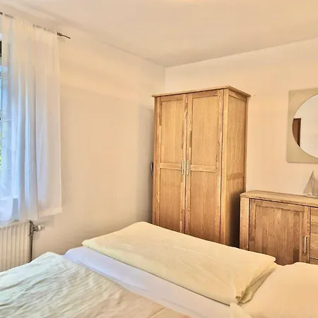 Titania 3 Apartment *